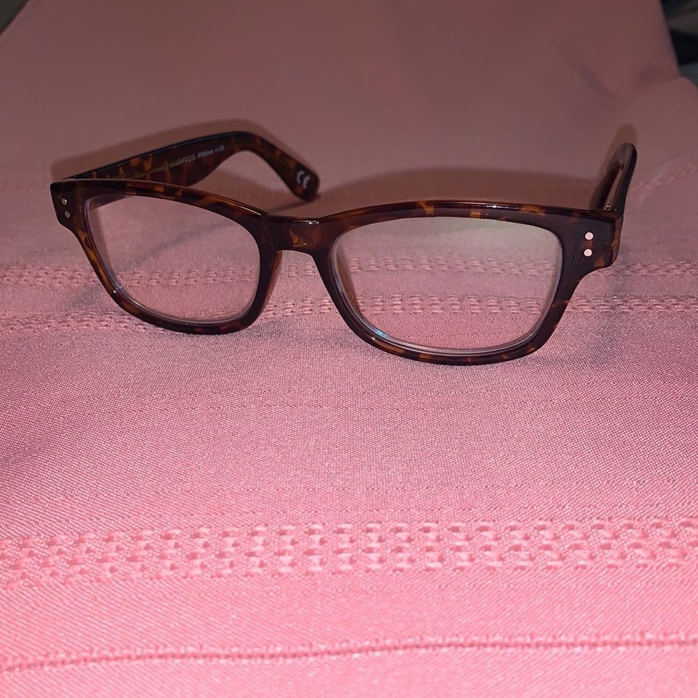 Foster Grant Conan Multifocus Reading Glasses - Picture 2 of 10